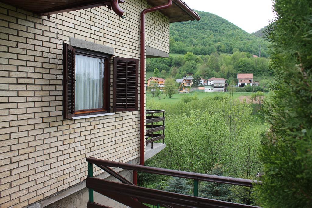 Holiday Home Zbilje Visoko Exteriér fotografie