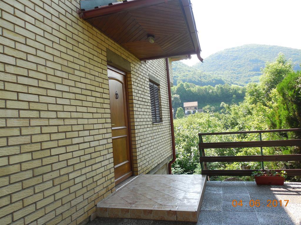 Holiday Home Zbilje Visoko Exteriér fotografie